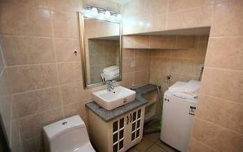 Nanchang Yijia Loft Apartment Hotel Екстериор снимка